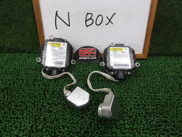 3FV1087 AKO6)) ホンダ N-BOX JF1/JF2 カスタムG 純正 ヘッドライト用HIDバラスト左右セット LEHA00L2N5 10861_画像1