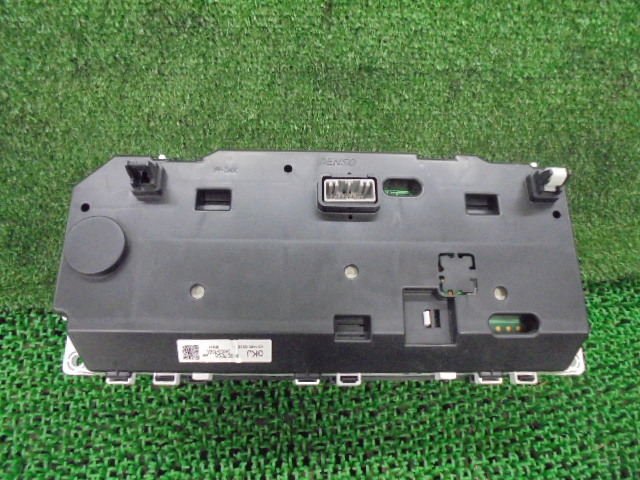 3FV3599 ACL3)) スズキ ワゴンR MH23S 2型 スティングレーX 純正 スピードメーターパネル　34100-70KJ1/34100-70KA　走行距離64910km_画像3