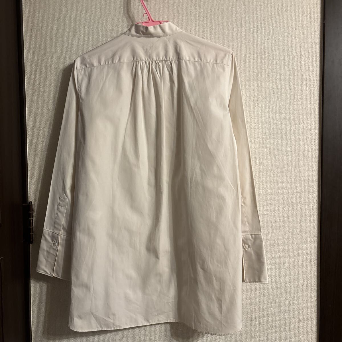 未使用　+J uniqlo 長袖シャツ　 ブラウス　色(natural) レディース　Sサイズ_画像4