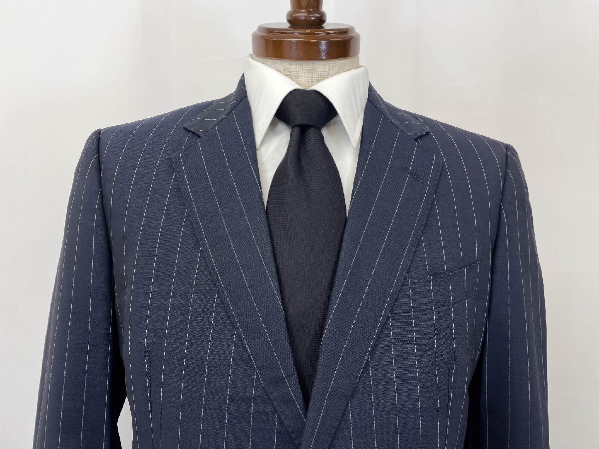 【JET CRUISE 麻布テーラー】 シングル2ボタンスーツ (メンズ) size046 A/082 ネイビー系×ホワイト ストライプ柄 ◇33RMS1944◇_画像2