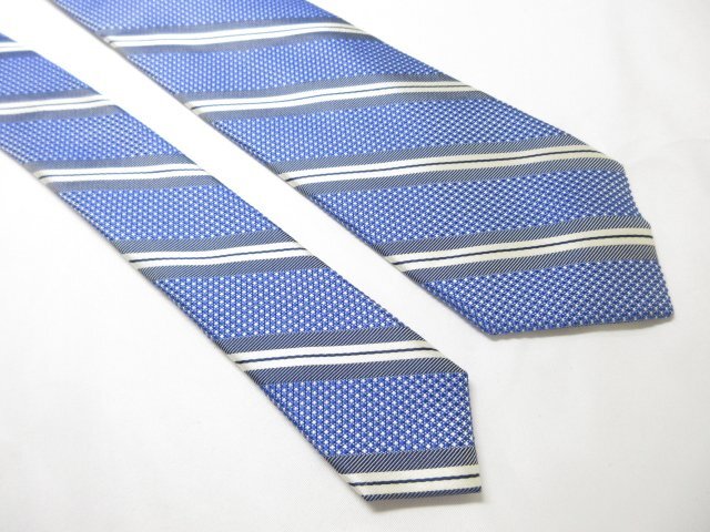 【FAIRFAX フェアファクス】素敵なレジメン柄♪ シルク ネクタイ (メンズ) ブルー×ネイビー系 ◇17MM8589◇_画像5
