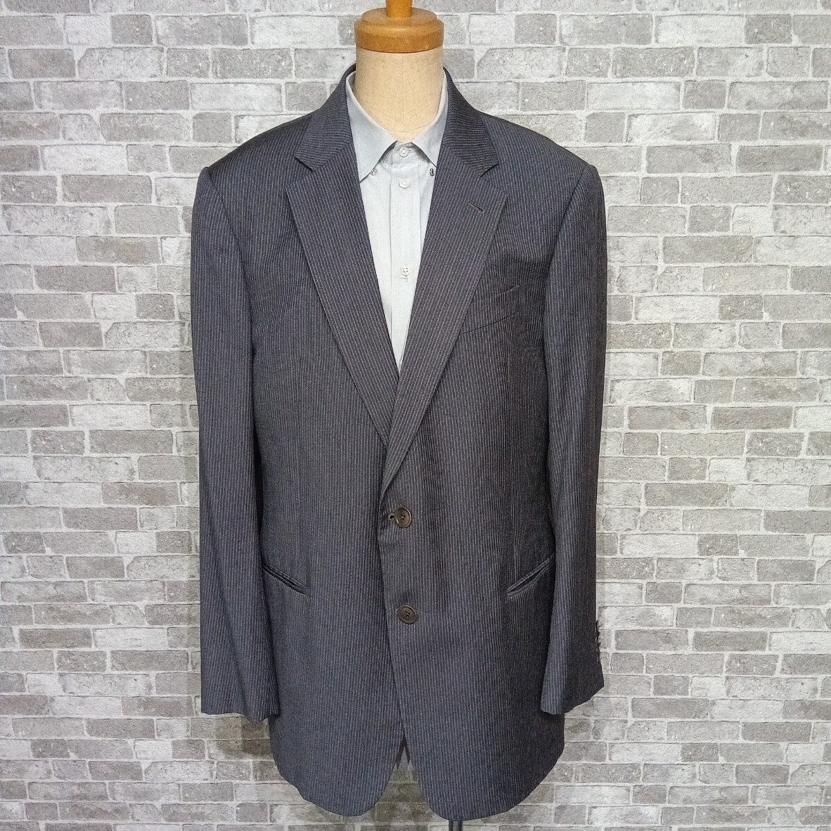 HA-510/ARMANI COLLEZIONI/アルマーニコレツォーニ/TLINE/スーツ/上下/グレー/ストライプ/ウール/サイズ52/メンズ/紳士/シャツ/保管品_画像2