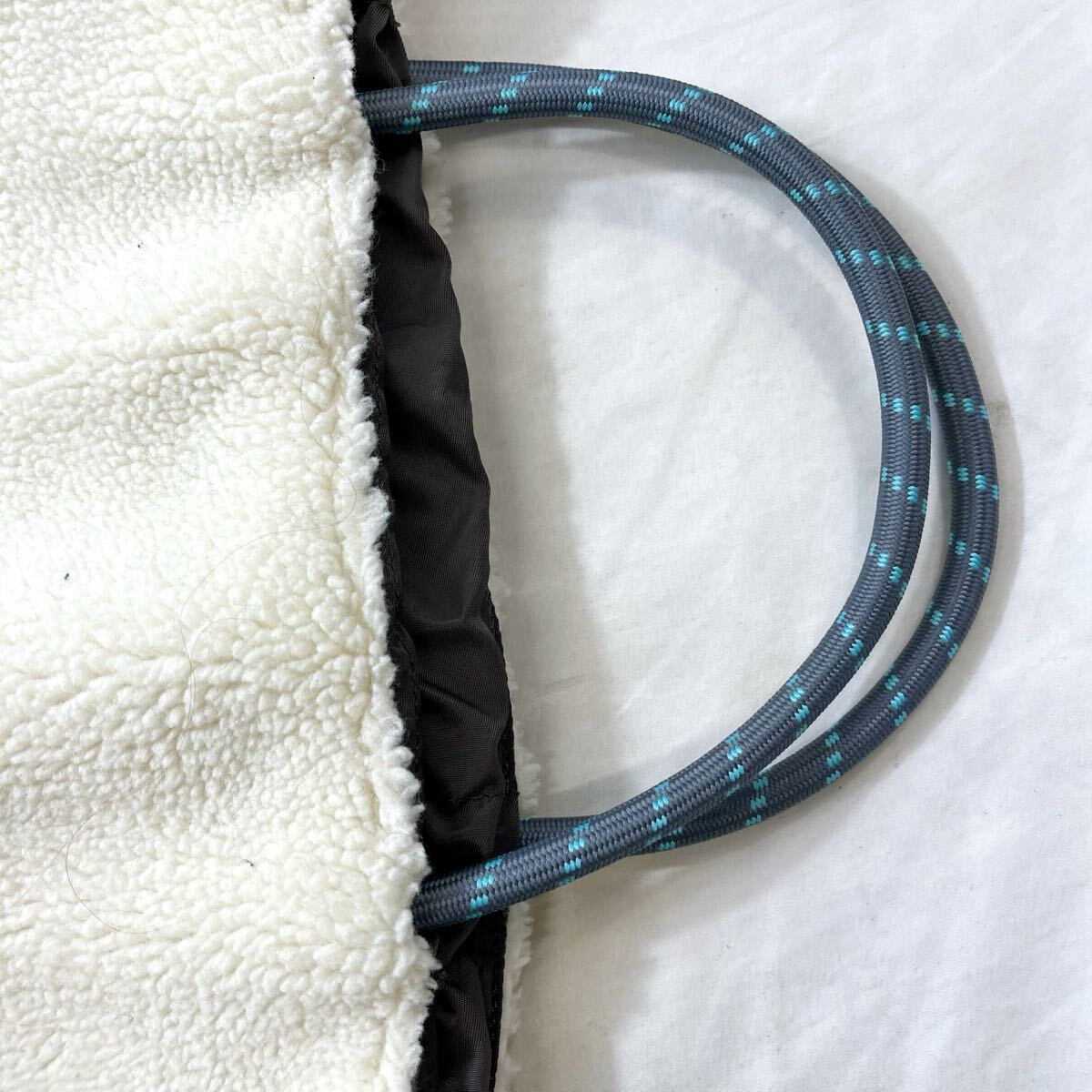 NOMADIS ノマディス COMME UN SAC ボア フリース トートバッグ アイボリー A4可 ロープハンドル もこもこ 秋冬 レディース_画像3