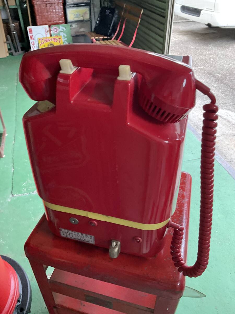 即決・送料込【昭和レトロ百貨店】赤色公衆電話 電話台 ホーロー看板 3点セット 街並み プッシュ 赤電話 678-PN 田村電機_画像5