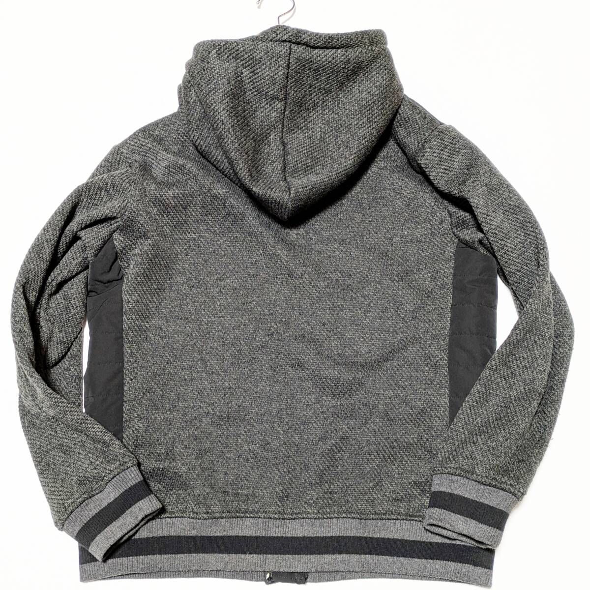 BEAMS HEART ビームスハート ニットフリース 異素材 切替 フード ブルゾン トリコロール グレー/ブラック アウター メンズ_画像5