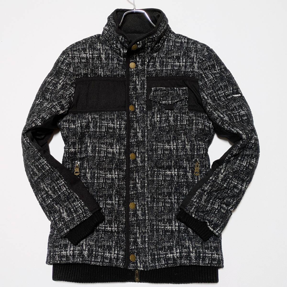 1PIU1UGUALE3 RELAX ダウンジャケット ブルゾン ロゴワッペン 総柄 Wジップ ブラック 黒 ウノピゥウノウグァーレトレ メンズ アウター_画像2