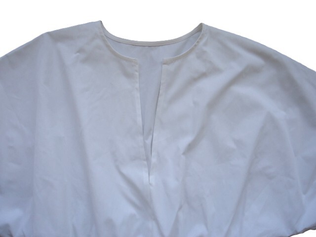 ■白の半袖ロングワンピース■サイズ　M■_画像2