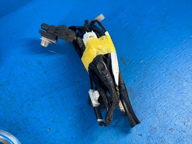 MITSUBISHI Мицубиси Town Box DS64W оригинальный защита противотуманных фар электропроводка есть левый и правый в комплекте Suzuki Every DA64W