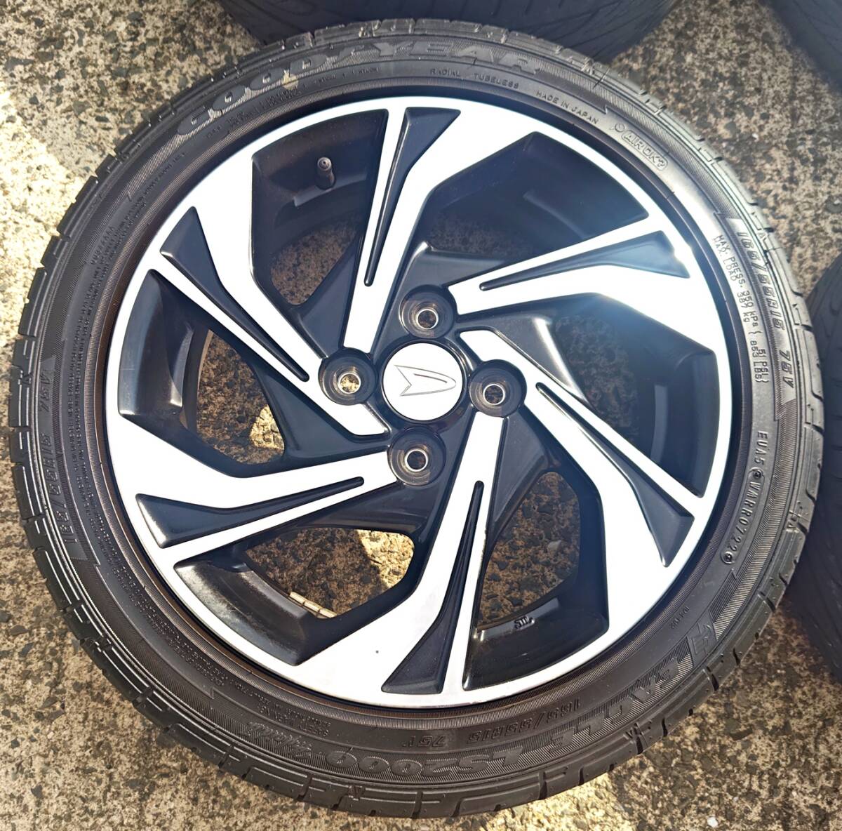 送料込も★令和1年特別仕様車タントカスタムTOPED VS外し2022年製国産バリ山!グッドイヤーLS2000付!165/55R15純正アルミ!L375S LA600 LA700_画像4