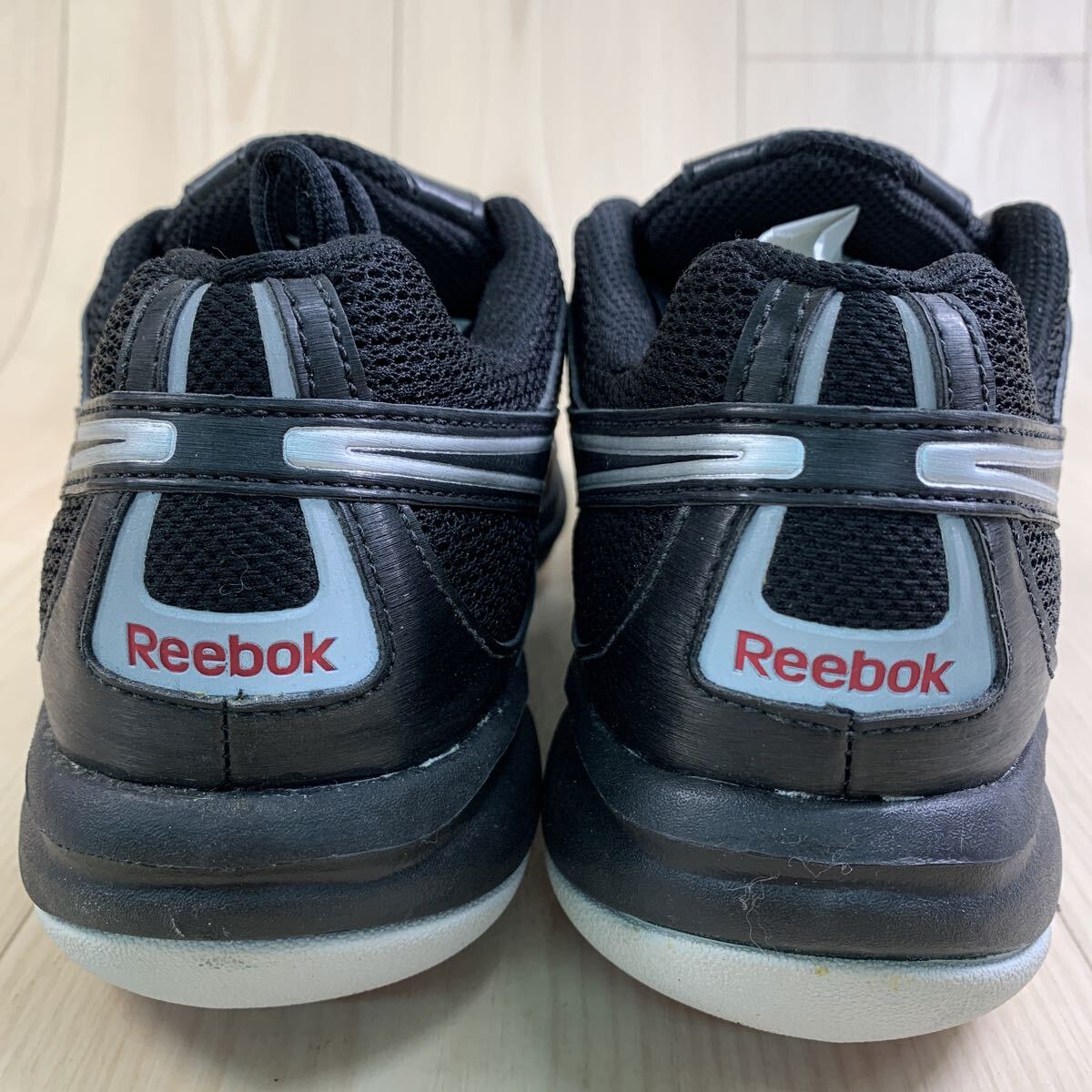 G1 FN-251017-1516 Reebok リーボック SIMPLY トレーニングシューズ ランニングシューズ メンズ ブラック 26cm_画像4