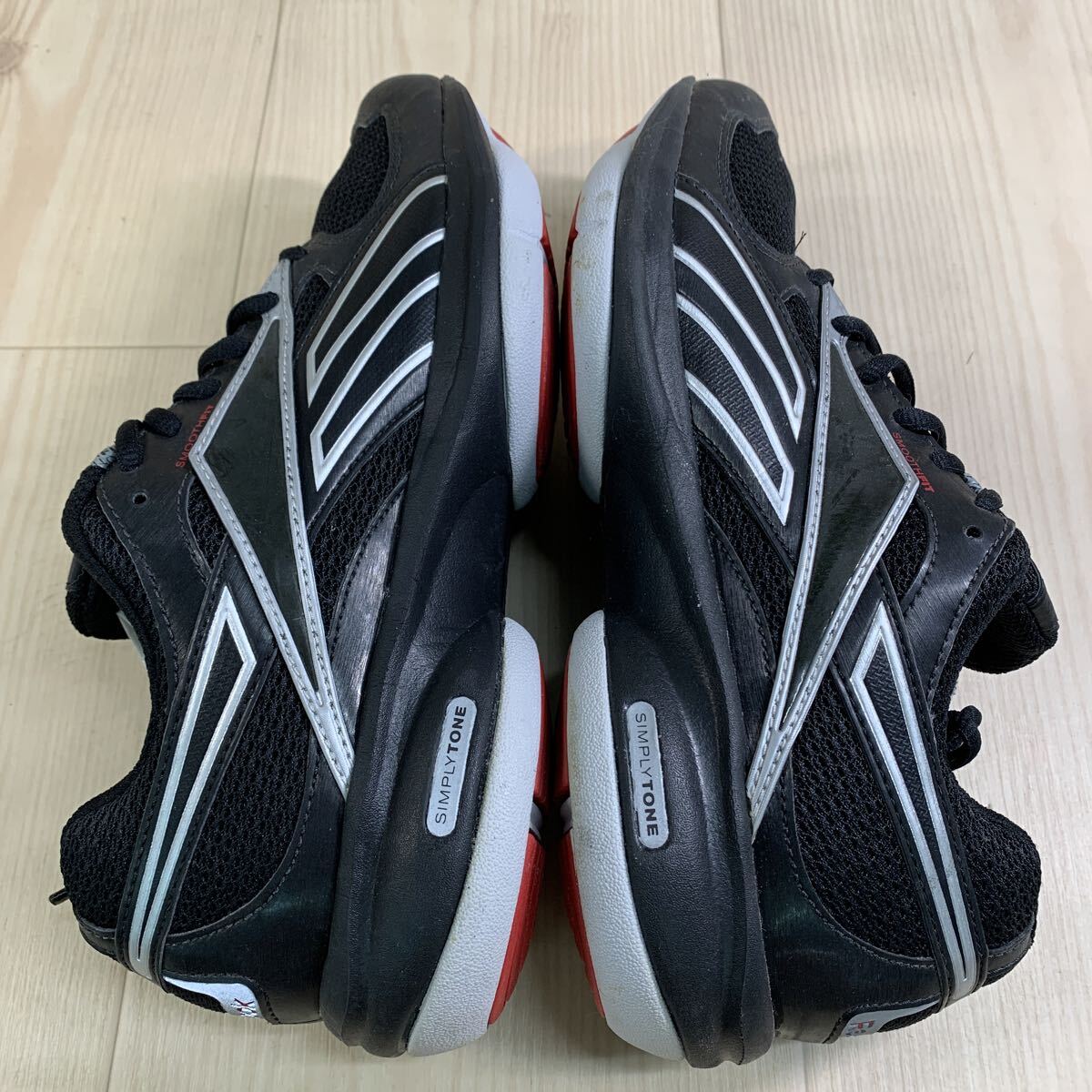 G1 FN-251017-1516 Reebok リーボック SIMPLY トレーニングシューズ ランニングシューズ メンズ ブラック 26cm_画像8