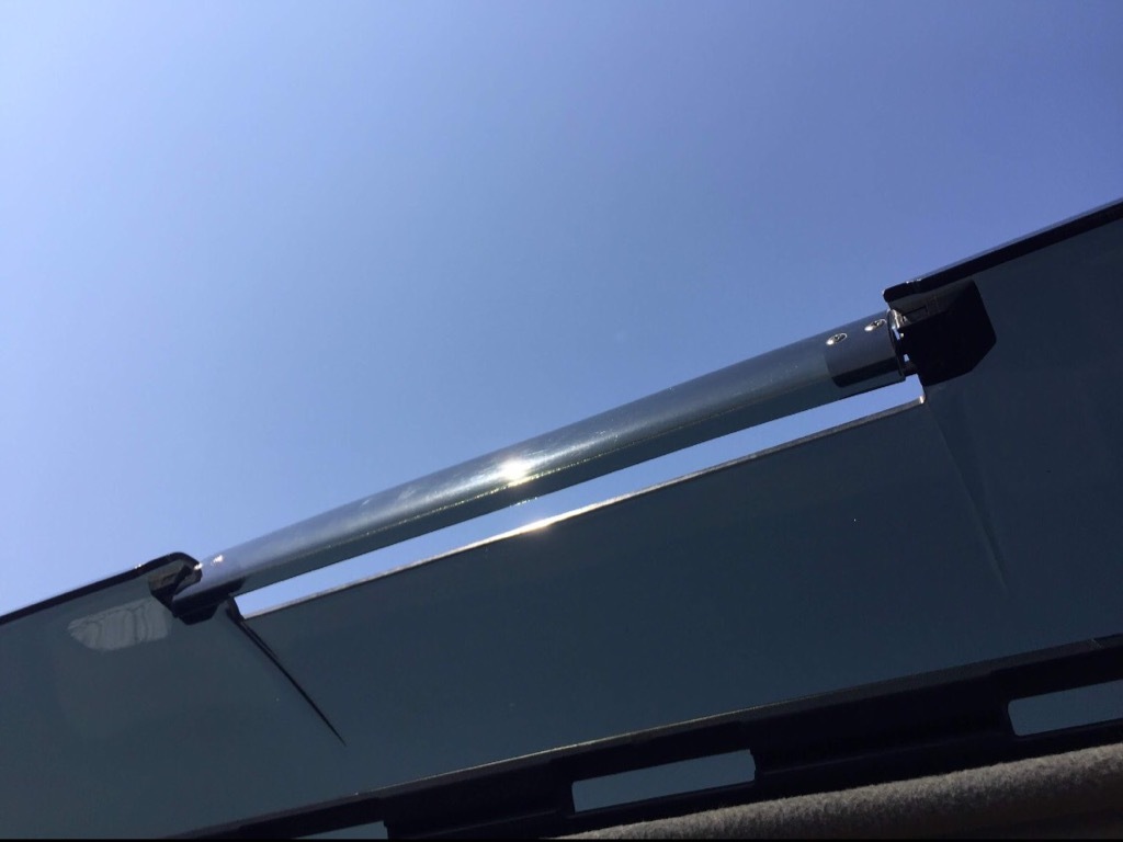 【秋のバーゲン期間だけ値下げ 11/8まで】【極上美品・使用わずか】 ランクル100 TOYOTA純正 サンルーフバイザー ランドクルーザー100_画像3