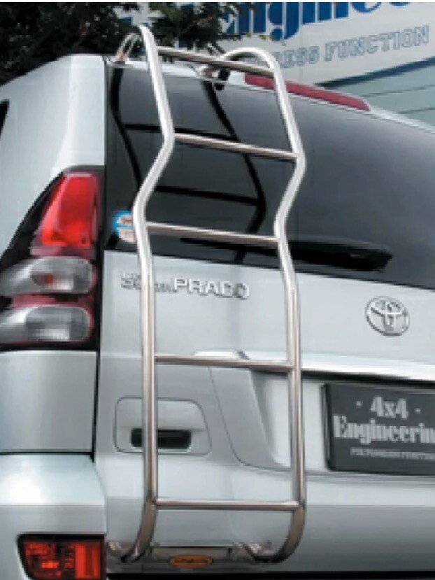 【秋のバーゲン期間だけ値下げ 11/8まで】【 超希少 】120プラド リヤラダー 4x4エンジニアリング ランドクルーザープラド120_画像2