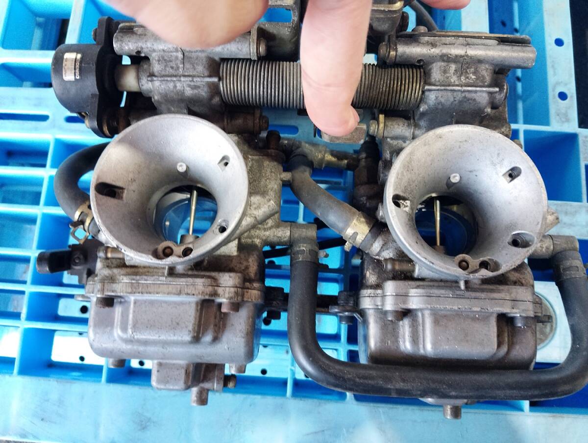 1017L　ヤマハ　TZR250　3MA?　キャブレター
