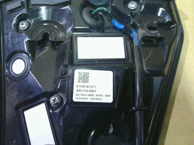 ライズ 5BA-A200A 左フィニッシャーパネル 81590-B1011_画像3