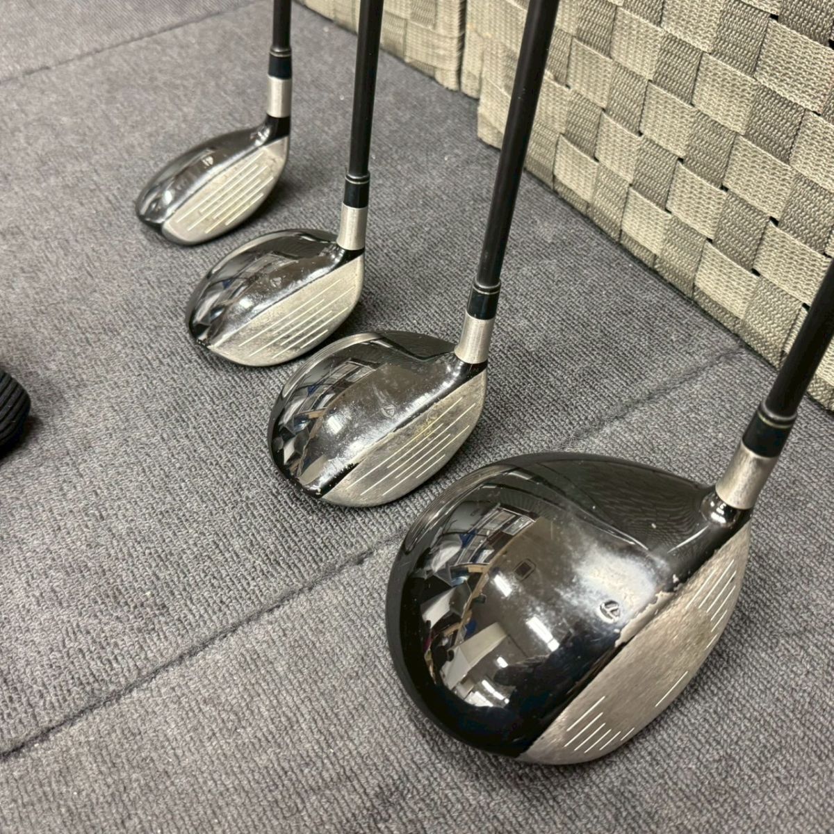 H905-O46-1125 TaylorMade テーラーメイド r5 XL 4本セット まとめ 1W 10.5°/3W/5W/U4 22°/フレックスＲゴルフクラブ OA_画像4