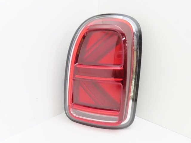 [ хорошая вещь ] MINI Mini кроссовер F60 более поздней модели, оригинальные правый задний фонарь задние фонари Union Jack 63218492298 (n011549)