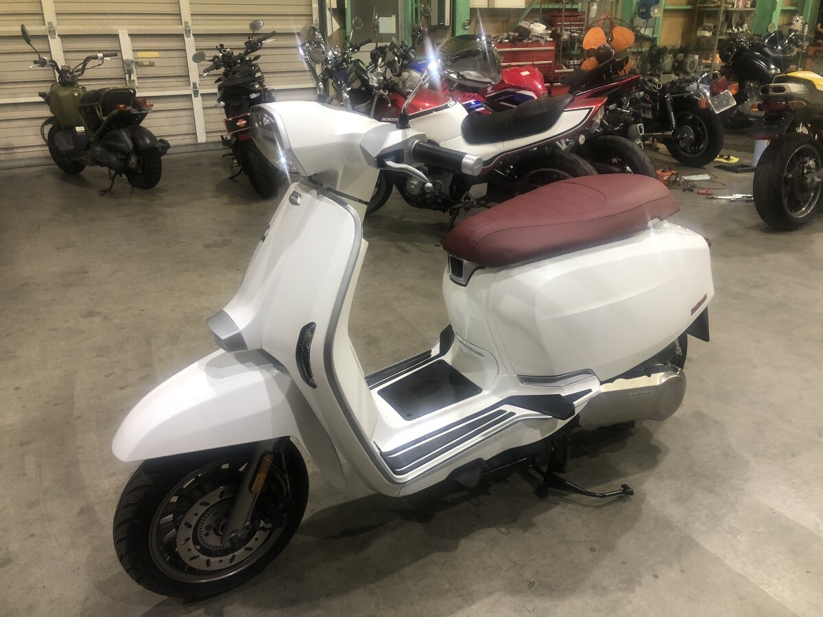 格安　ランブレッタ　V200スペシャル　セル始動　1873ｋｍ　_画像1