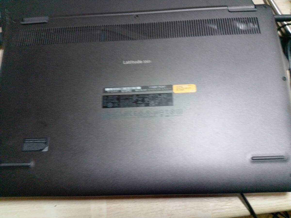 Dell Latitud 3301 Cori3 8145U メモリ４GB_画像6