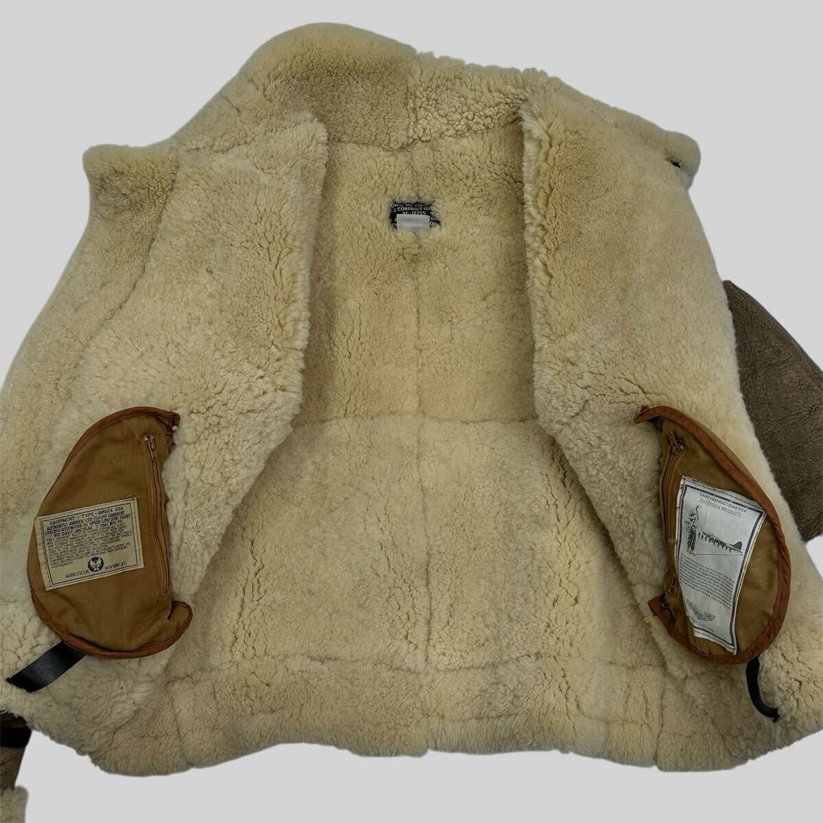 USA製 AVIREX アヴィレックス B-3 フライトジャケット(38)ブラウン 羊革 リアルムートン メンズ アウター ミリタリー _画像3