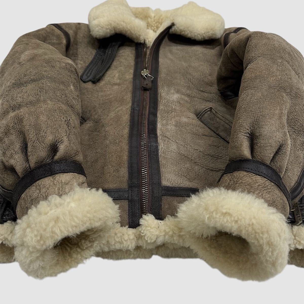 USA製 AVIREX アヴィレックス B-3 フライトジャケット(38)ブラウン 羊革 リアルムートン メンズ アウター ミリタリー _画像4