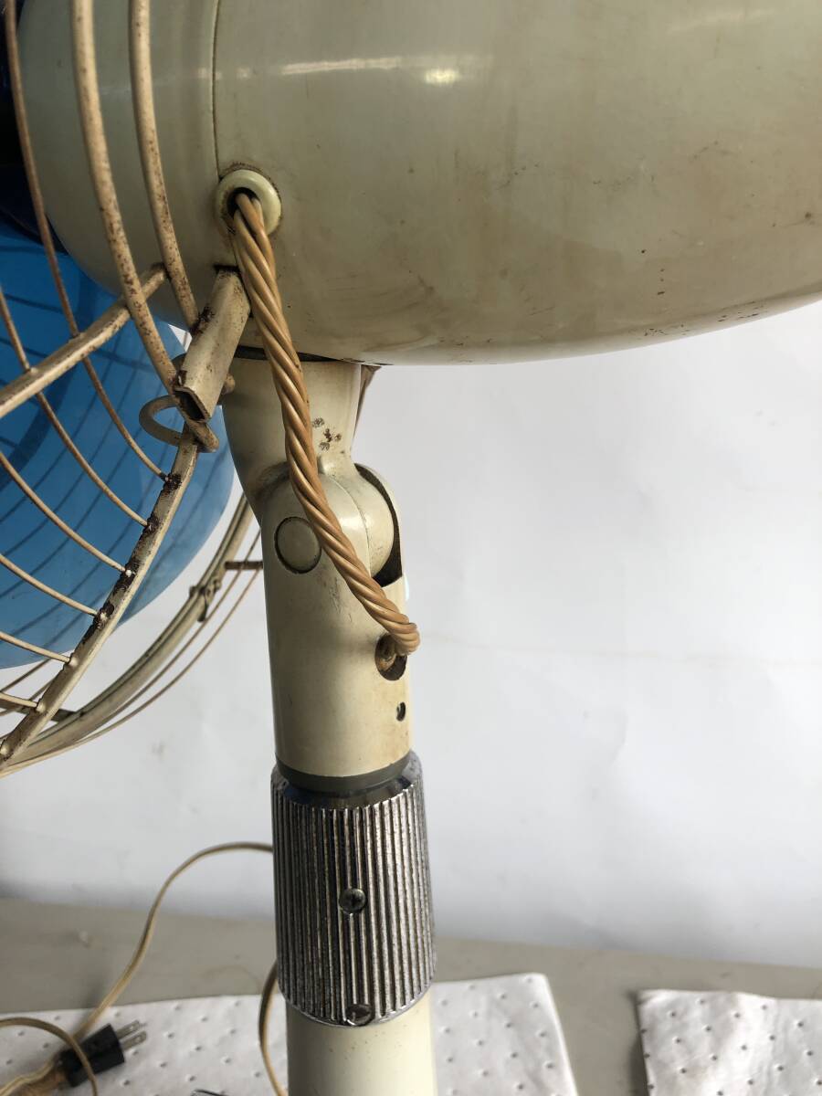動作確認済 昭和レトロ扇風機 National 30HD 1963年製(昭和38年製) 高さ85cm 羽径30cm (F-30HD)_画像10