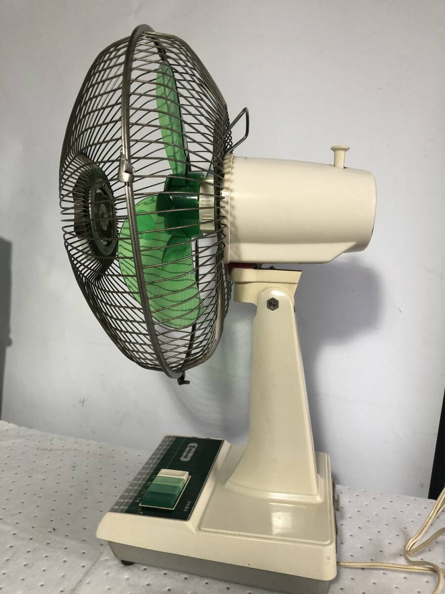 Showa Retro вентилятор National F-30B1K( Showa 53 год производства 1978 год производства ) высота 57cm перо диаметр 30cm рабочее состояние подтверждено