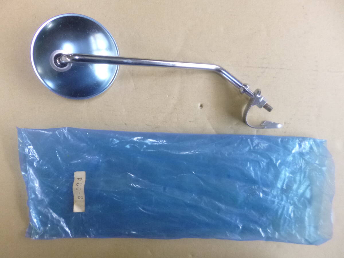 カワサキ W1S 500SS クランプミラー 右 新品未使用当時物純正品 8ミリ正ネジ TOYO の画像2