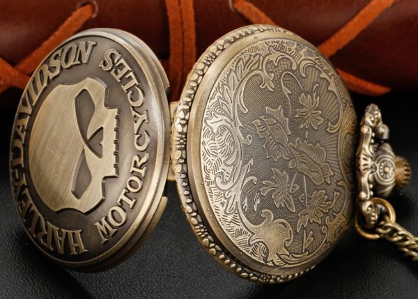 【新品・即決】ハーレー ダビットソン スカル 懐中時計 直径4.5cm 時計 ネックレス ペンダント_画像4