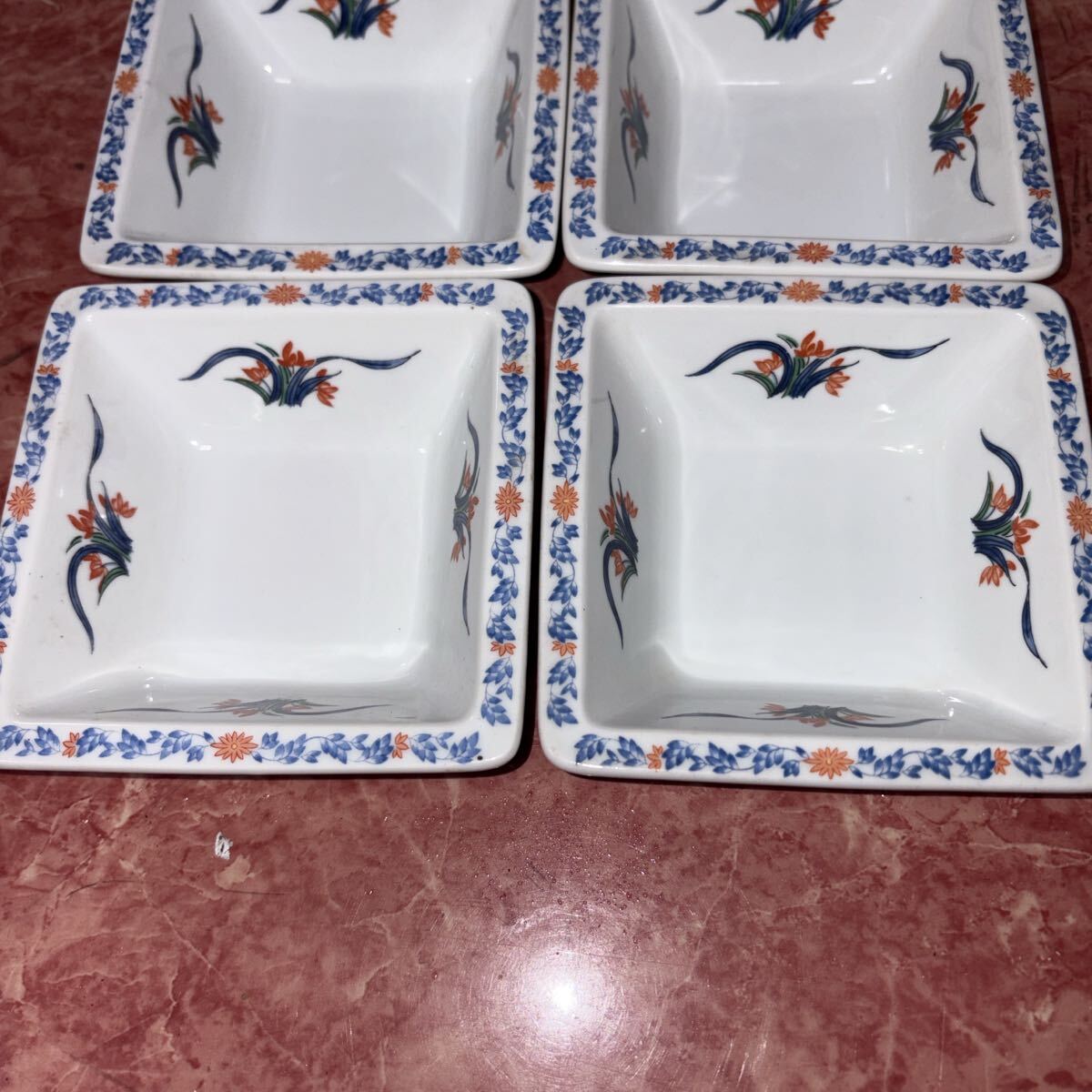 YP1024 第壱陶器　第一陶器　 染錦盛鉢 金彩窓絵　　角皿　花　金彩_画像2