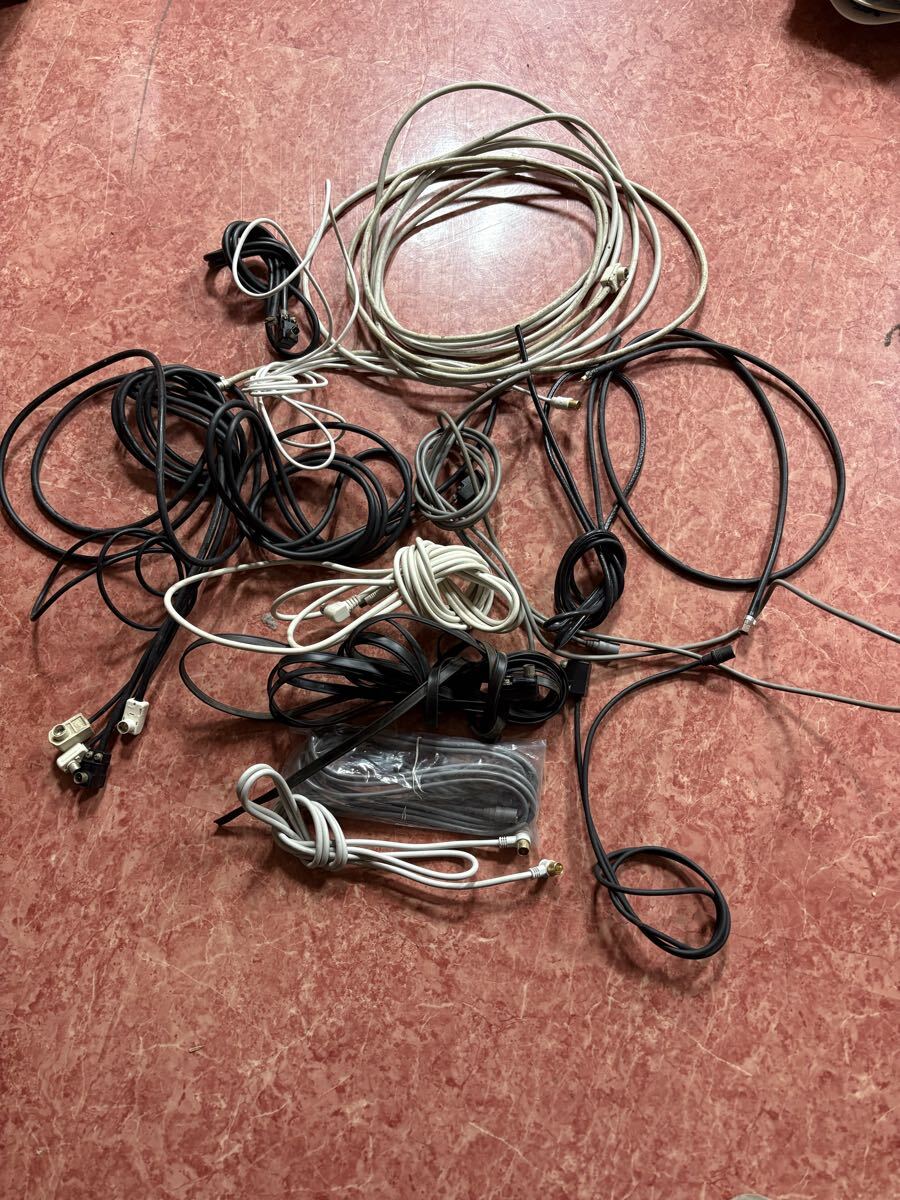 Y1029 同軸ケーブル テレビアンテナ 配線 約2kg_画像1