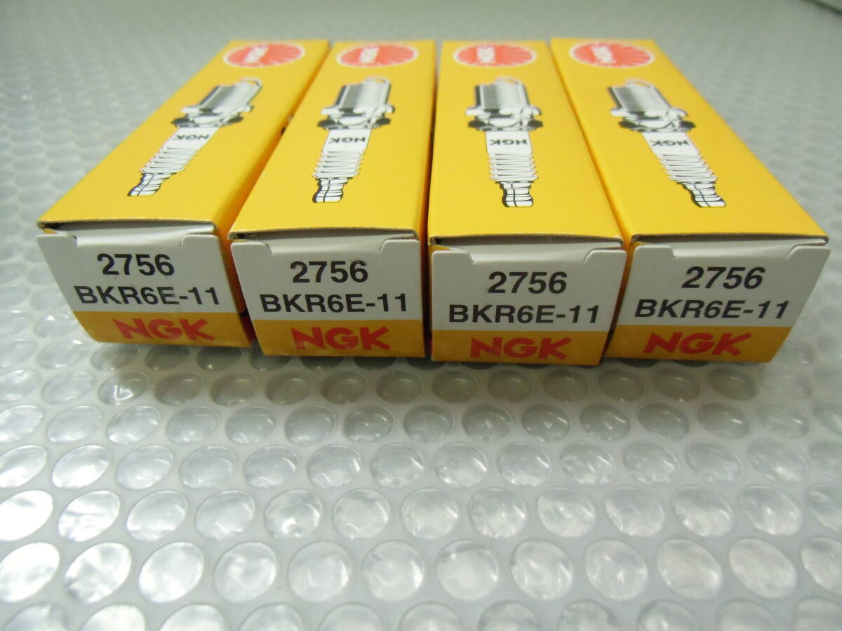 ■　NGKプラグ　BKR6E-11 4本セット　新品未使用　ゆうパケットポストmini全国送料無料_画像1