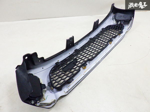 【ストア出品】TRD GUN125 ハイラックス 前期 フロントグリル ラジエーターグリル ブラック系 激安魔王 棚2O15_画像9