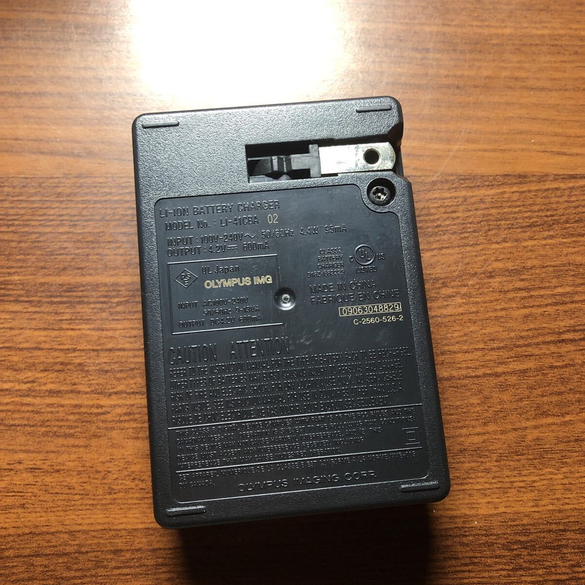 送料無料　動作確認済み　LI-41C ＋　LI-42B OLYMPUS オリンパス　 バッテリーチャージャー 充電器　 バッテリー_画像2