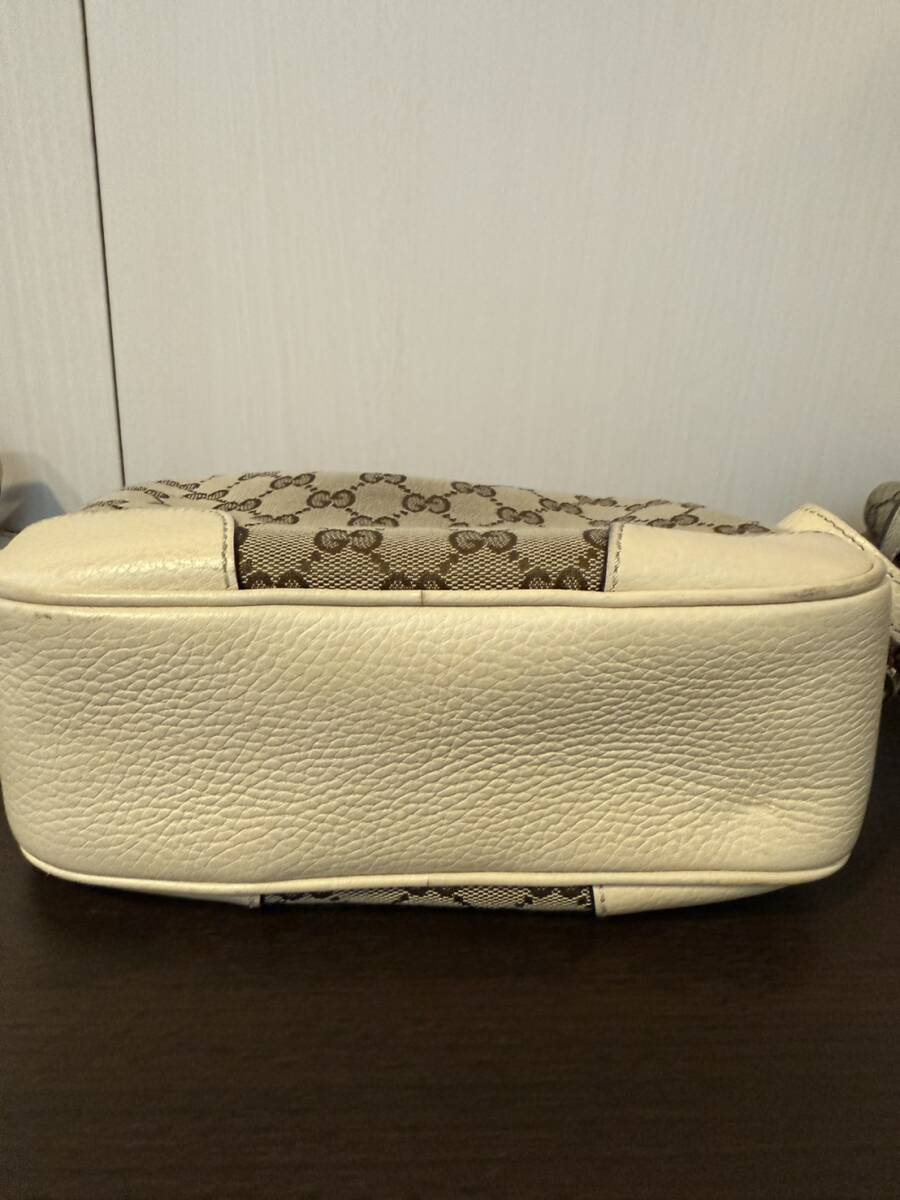 ＧＵＣＣＩ　ＧＧスプリームキャンバス　ショルダーバッグ　中古美品_画像4