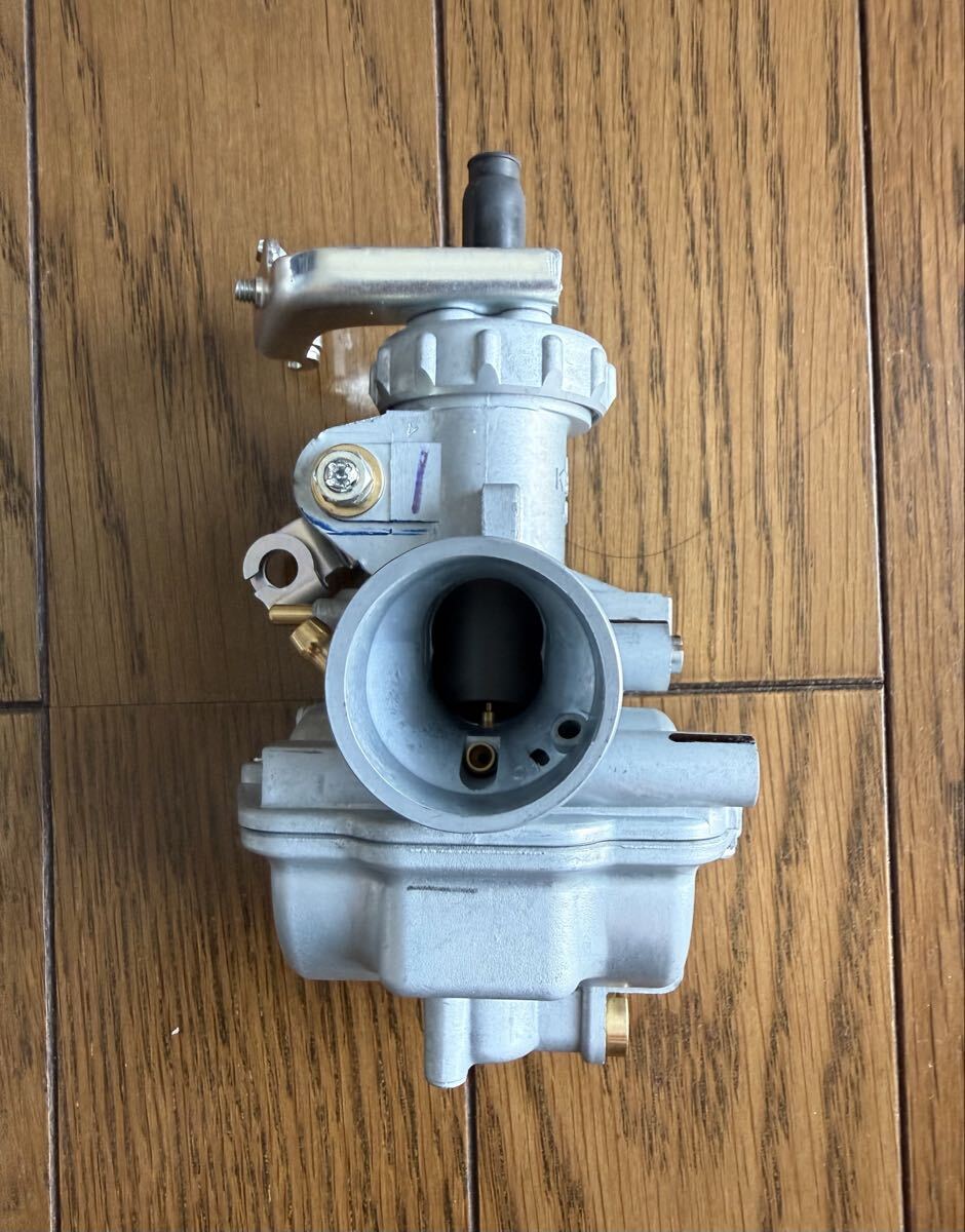 未使用品キタコ(KITACO) ライトキャブキット PC20 マグナ50 110-1085506 シルバー_画像1