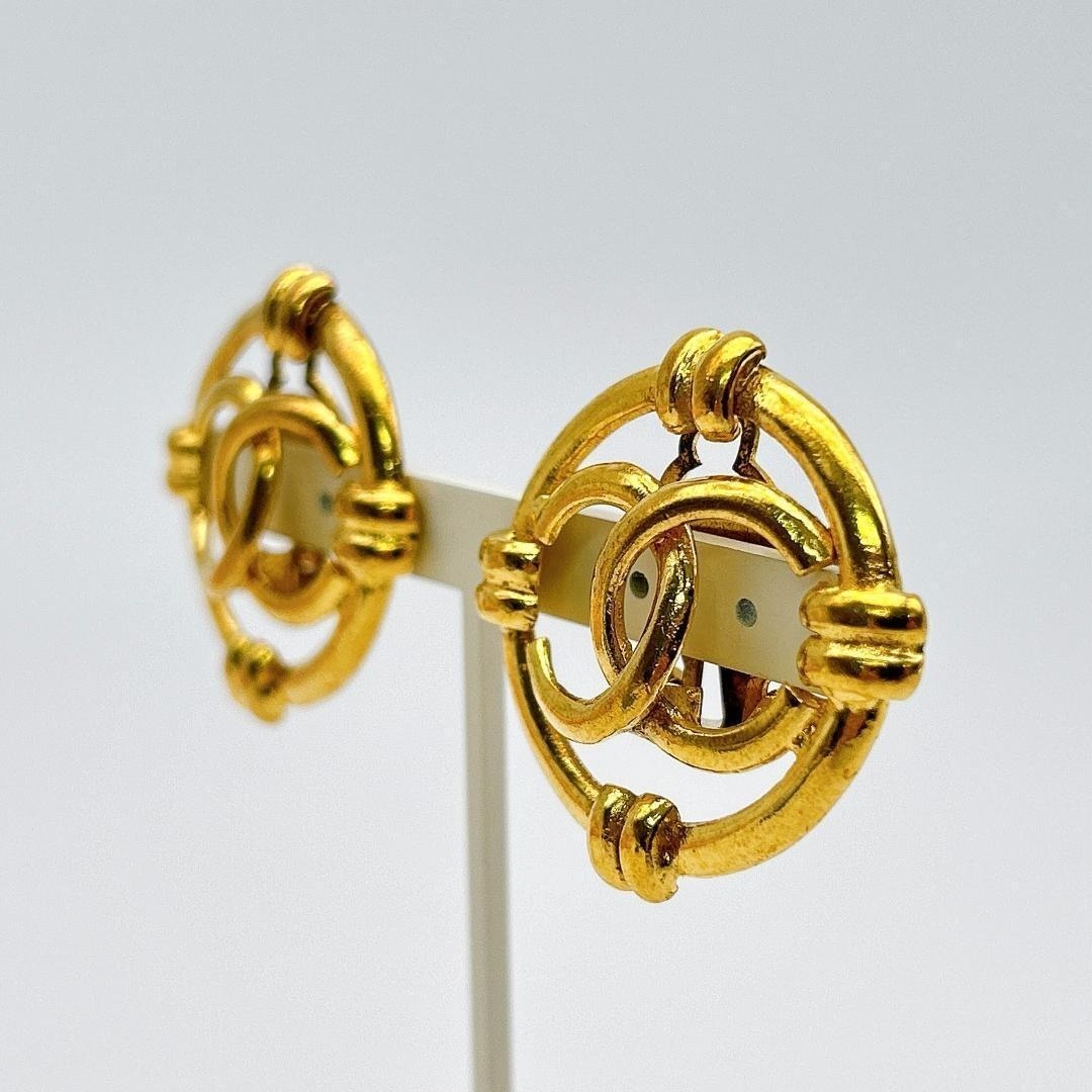 【鑑定済み！】シャネル イヤリング ヴィンテージ ココマーク ゴールドカラー_画像3