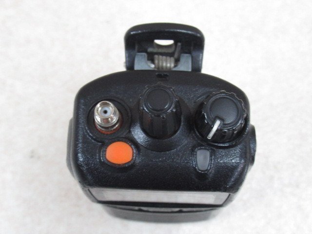 Ω ZZC 8930? STANDARDVXD450Uスタンダード 無線機 デジタル アナログ デュアルモード 防塵防水 返品可 送料無料