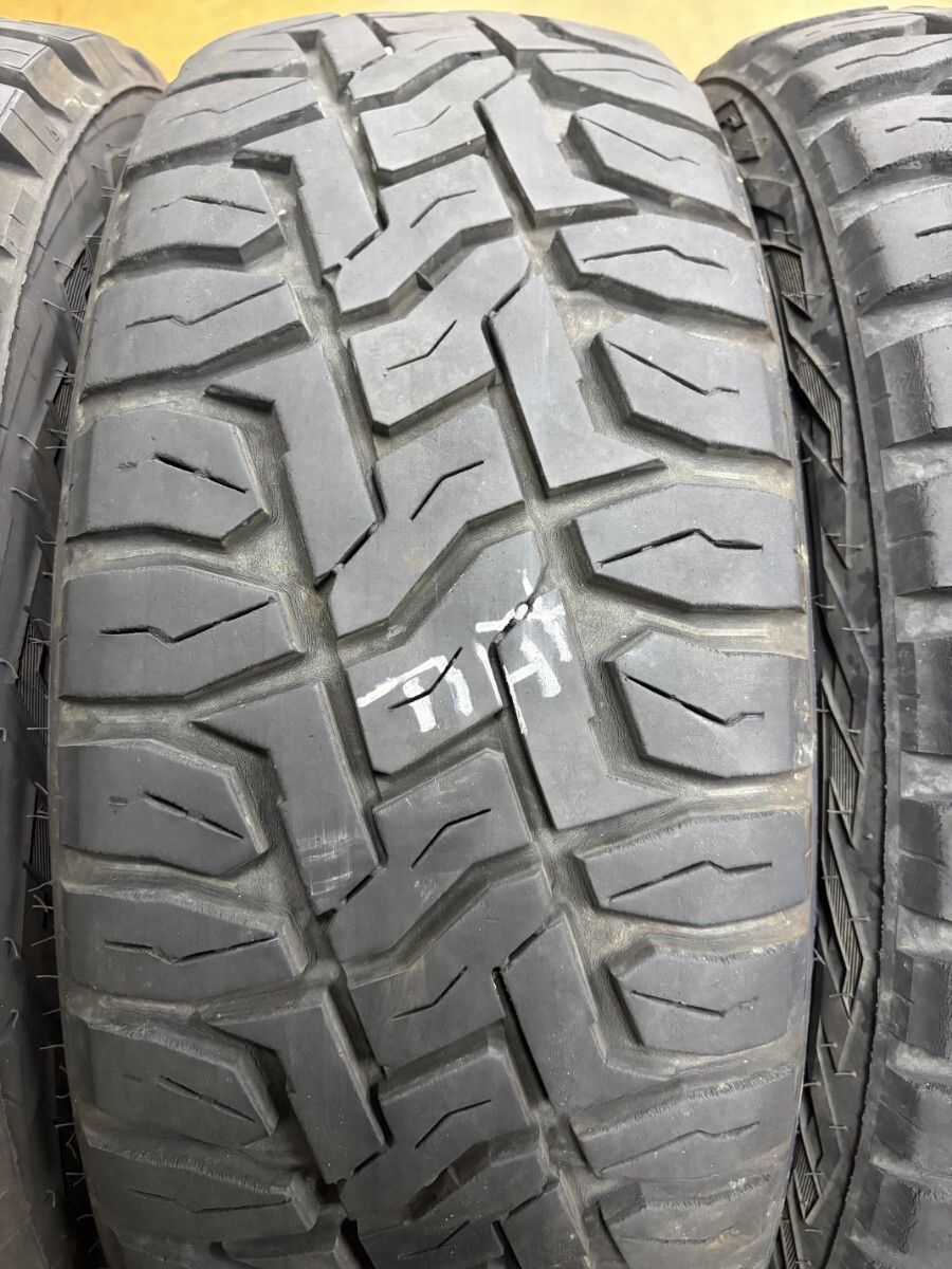 中古4本 215/65R16 2022年製　OPEN COUNTRY R/Tトーヨー オープンカントリー TOYO ハイエース_画像9