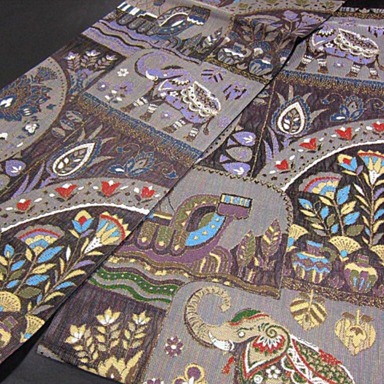 逸品　新品未仕立　豪華作品　金駒刺繍入り西陣織高級袋帯　ゾウ　遙か悠久のオリエント　_画像8