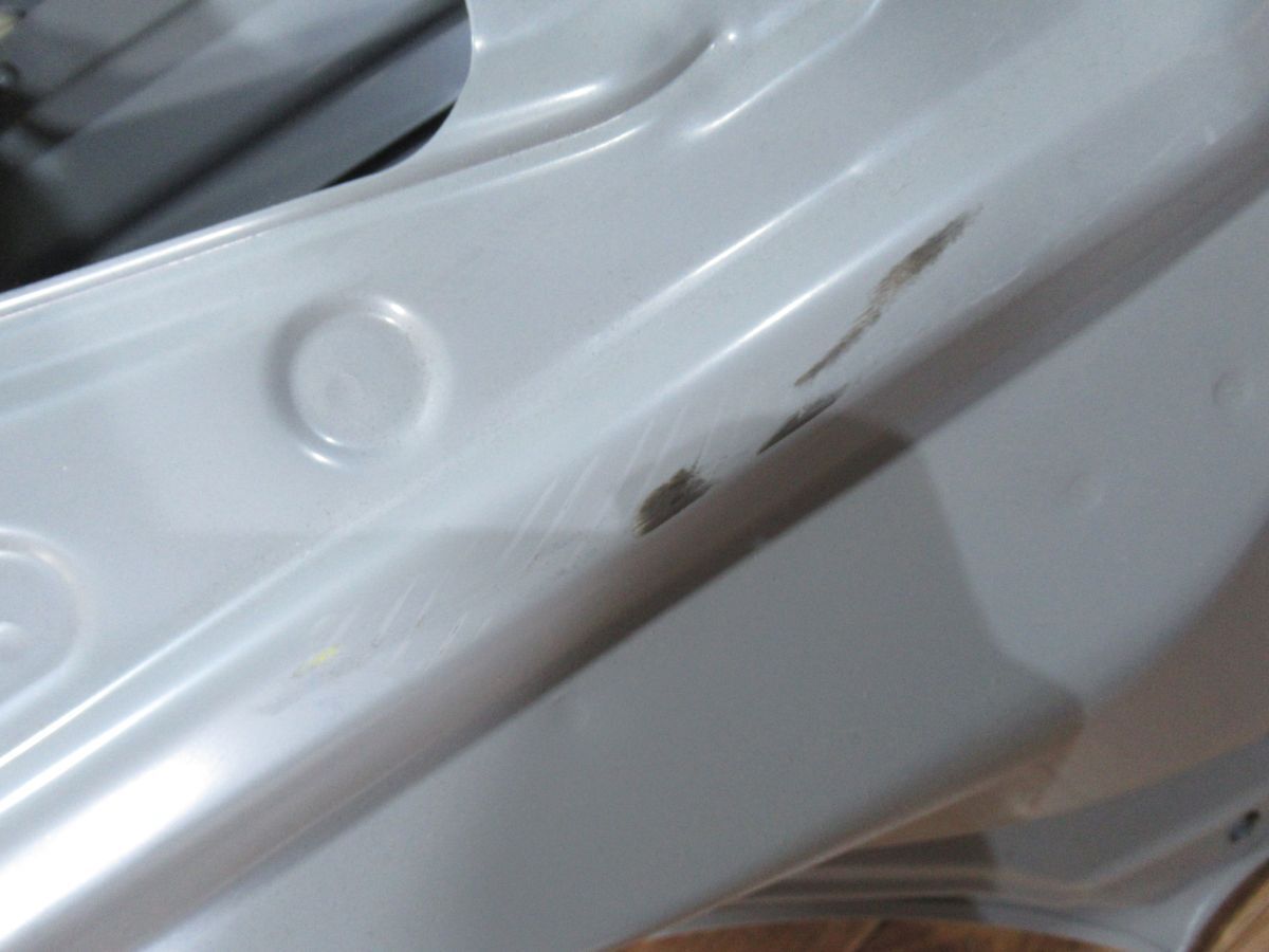 未使用/未塗装品 ダイハツS500P/S510Pハイゼット純正 フロントドア 右側 運転席側ドア 右ドア　67001-B5140　個人宅配送不可_画像10