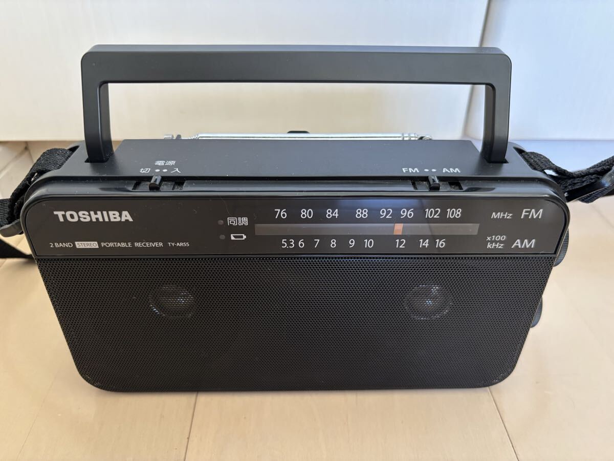 【ジャンク品】　東芝　TOSHIBA　ラジオ 　品番：TY-AR55　本体のみ_画像1