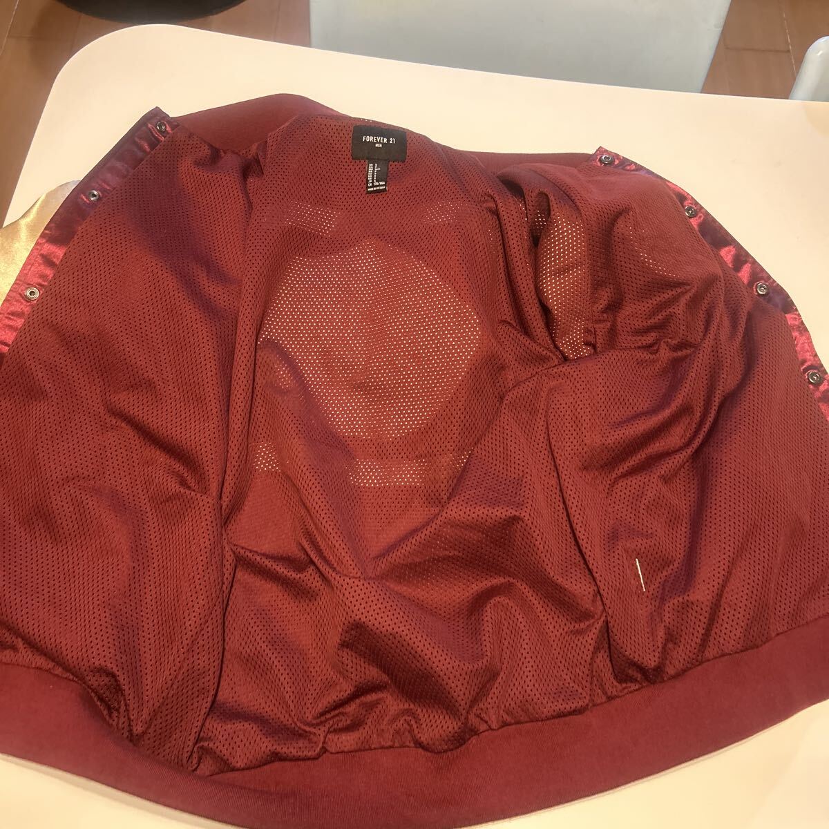 FOREVER21 スーベニアジャケット スカジャン サイズS 状態良し 両面刺繍 虎 バーガンディ×ゴールド _画像9