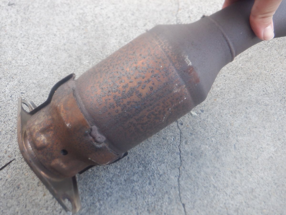 売り切り トヨタ純正 ZRR80 80 ノア ヴォクシー ?? 刻印 RH9 RJ8 触媒 コンバーター キャタライザー 崩れ無 素材用 ロジウム パラジウム_画像4