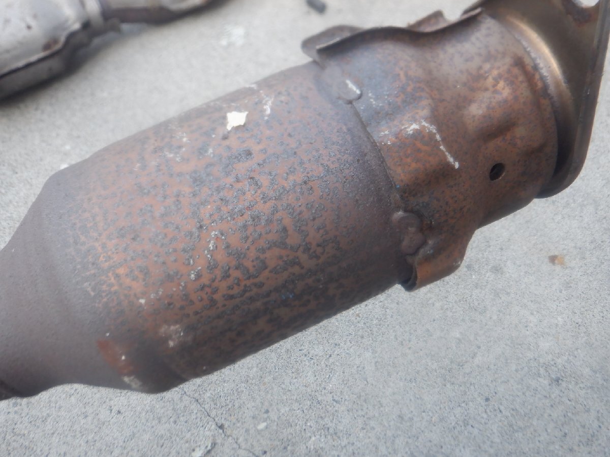 売り切り トヨタ純正 ZRR80 80 ノア ヴォクシー ?? 刻印 RH9 RJ8 触媒 コンバーター キャタライザー 崩れ無 素材用 ロジウム パラジウム_画像9