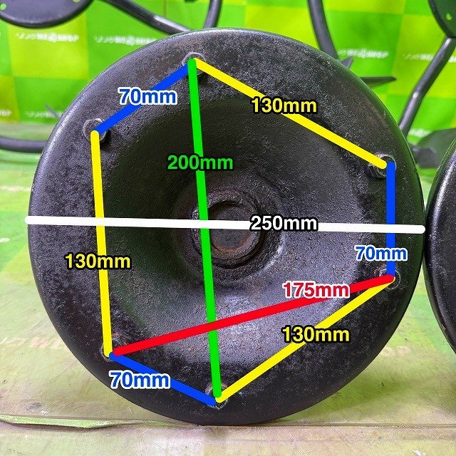 保留 福岡■ 田植機 用 補助車輪 セット 六角軸 鉄車輪 シャフト タイヤ 左右 部品 パーツ 田植え 鉄 補助 車輪 中古 ■14-_画像2
