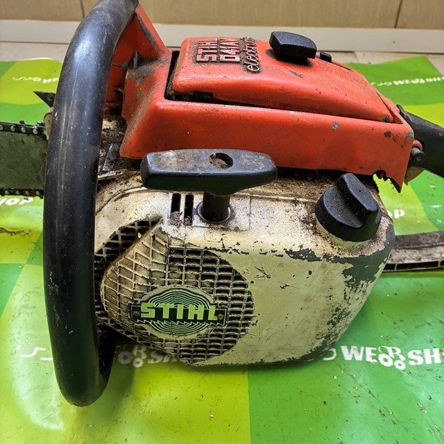 【現状 未清掃】1円 長野 ★直接引取限定★ スチール チェンソー 041AV 部品取 STIHL 切断機 パーツ 木材 裁断機 薪 丸太 伐採 ジャンク品_画像7