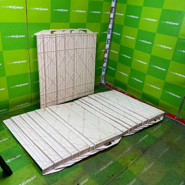 福岡■ 苗すくい板 2枚 セット 田植機 パーツ 部品 苗取 苗板 すくい板 ランダム 中古 ■14-⑦_画像2