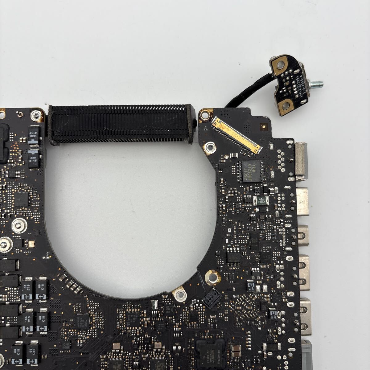  материнская плата? Macbook pro для?[MB81]15inch? 820-2915-B? EMC2563 4GB 2R×8? 10600S-9-10-F2? PC детали основа утиль 