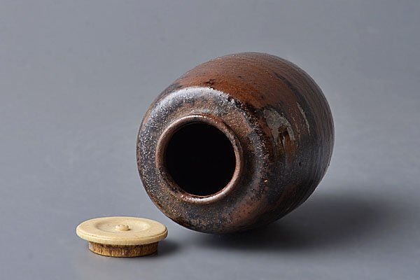 k375【和み】茶道具 時代 古瀬戸茶入 仕覆付 合箱 検 茶道具煎茶道具中国古玩台湾煎茶民藝美術品李朝高麗新羅清朝書道具の画像4